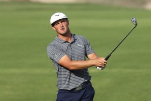 bryson-dechambeau-dubai-2019-practicing