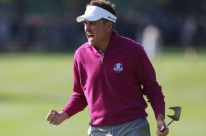 Ian-Poulter-celebrates-winning-the-11th-hole